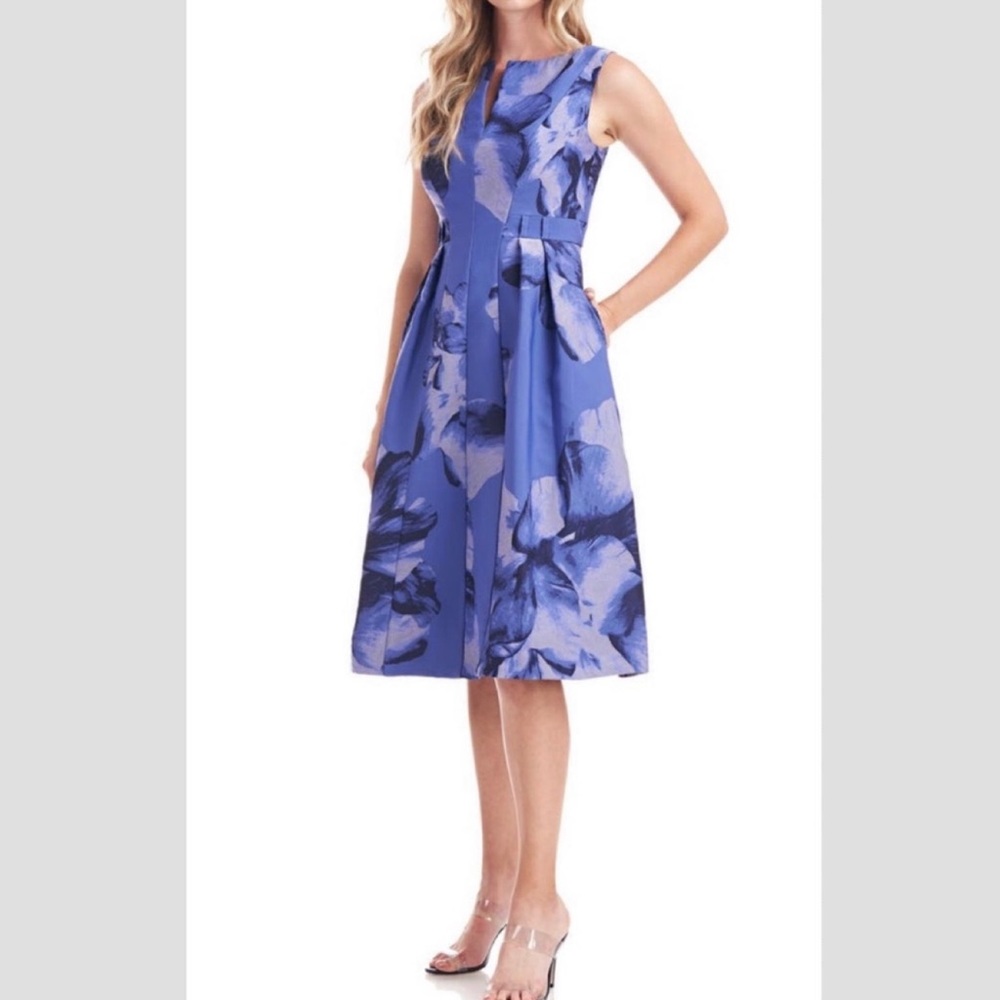 Kay Unger Nicola Floral Jacquard Split Round Neck Fit & Flare Dress Size: 8
